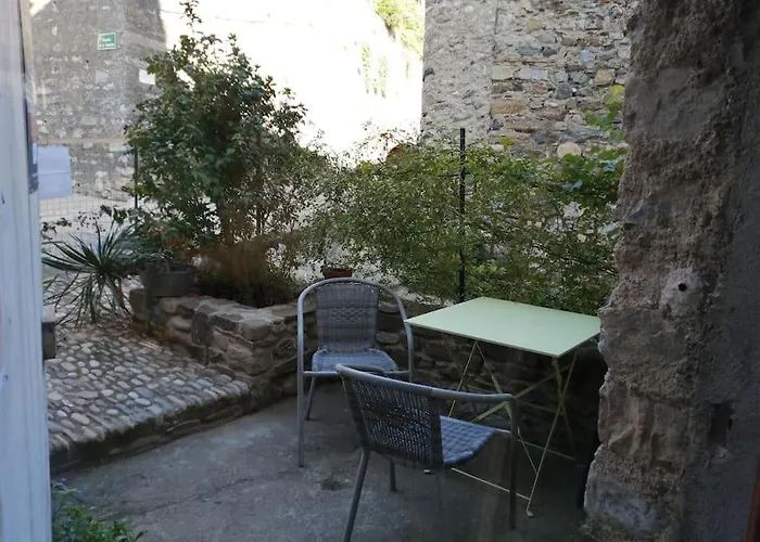 Tiny House Dans Le Coeur D'un Ancien Village.